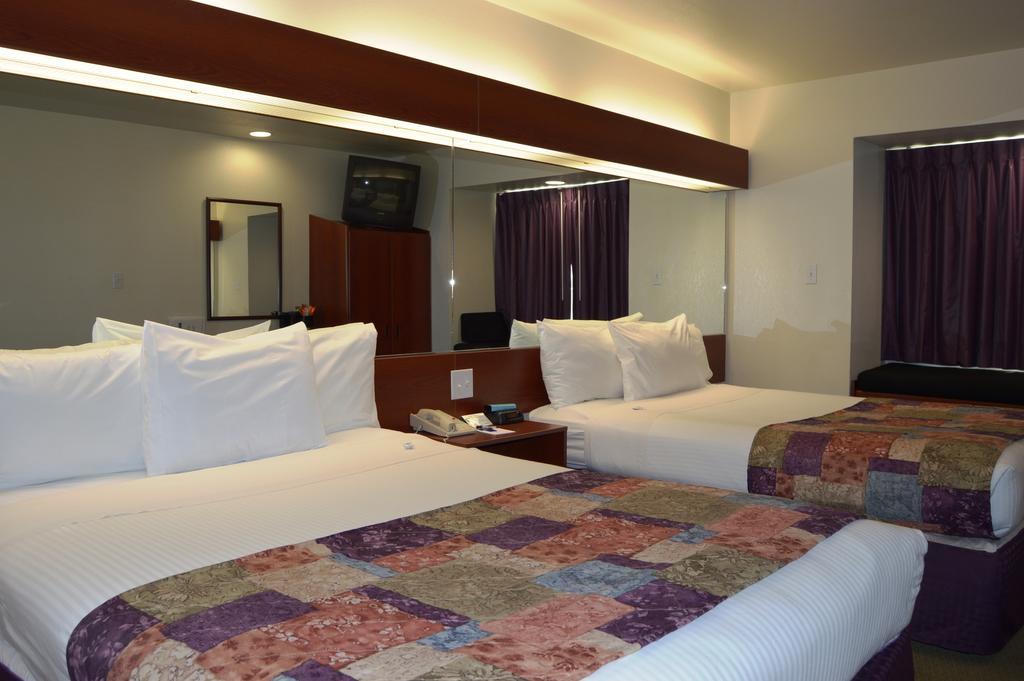 Microtel Inn And Suites By Wyndham Miami Ok Kamer foto